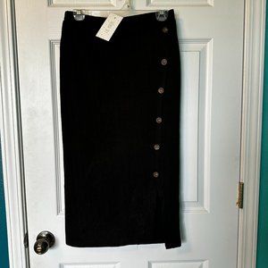 NWT Knit Form Fitting Black Casual Skirt